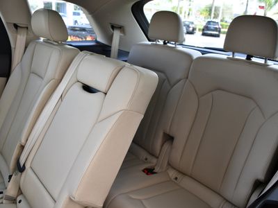 2019 Audi Q7 — photo 21 view