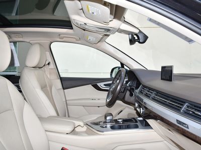 2019 Audi Q7 — photo 25 view