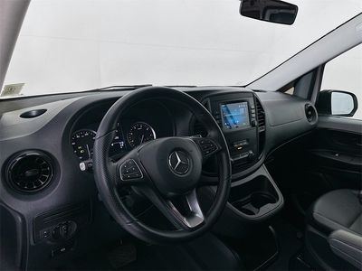 2023 Mercedes-Benz Metris — photo 9 view