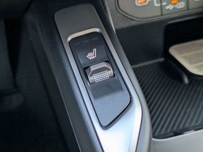 2025 Kia Sorento - Photo 24