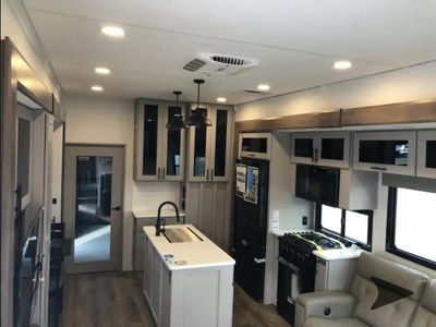 2026 Alliance RV Valor — photo 15 view