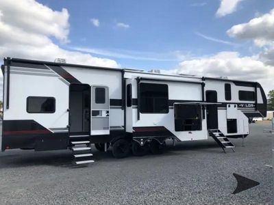 2026 Alliance RV Valor — photo 9 view