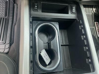 2017 Nissan Titan - Photo 12