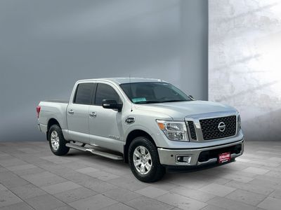 2017 Nissan Titan - Photo 8