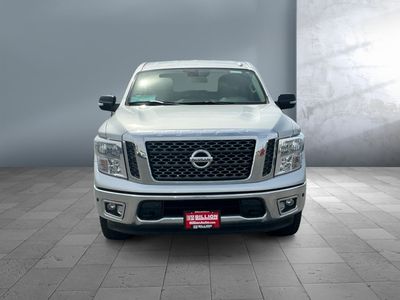 2017 Nissan Titan - Photo 2