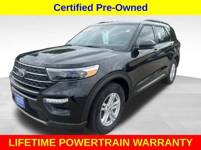 2023 Ford Explorer XLT in Black Metallic — front three-quarter view