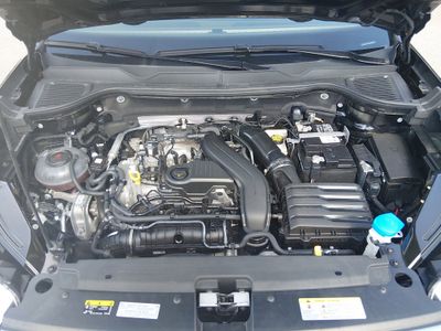 2024 Volkswagen Taos - Photo 9