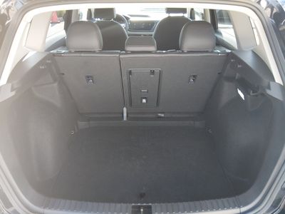 2024 Volkswagen Taos - Photo 11