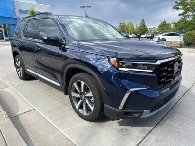 2025 Honda Pilot — rear three-quarter view