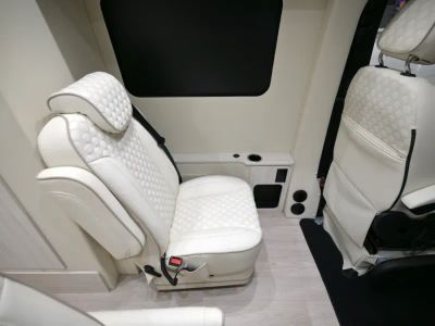 2026 Midwest Automotive Designs HERITAGE — photo 17 view