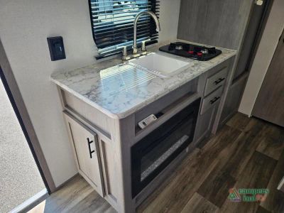 2024 Dutchmen RV Coleman — photo 14 view