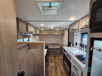 2024 Dutchmen RV Coleman — photo 12 view