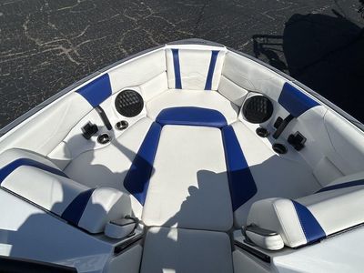 2024 Malibu Boats 23 LSV - Photo 15