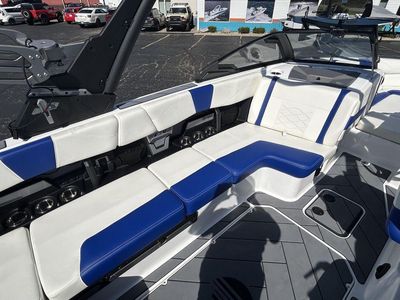 2024 Malibu Boats 23 LSV - Photo 13