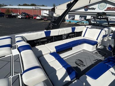 2024 Malibu Boats 23 LSV - Photo 8