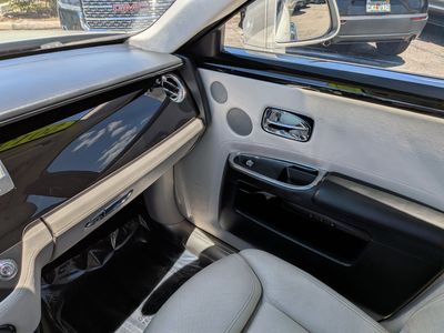 2015 Rolls-Royce Ghost — photo 14 view