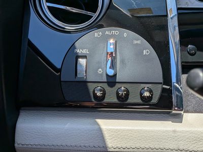 2015 Rolls-Royce Ghost — photo 18 view
