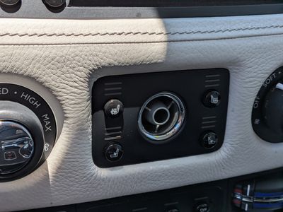 2015 Rolls-Royce Ghost — photo 26 view