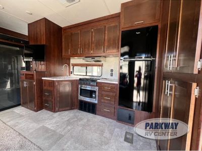2018 Forest River RV Vengeance Rogue - Photo 6