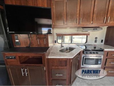 2018 Forest River RV Vengeance Rogue - Photo 10