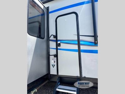 2018 Forest River RV Vengeance Rogue - Photo 5
