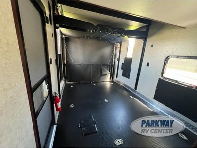 2018 Forest River RV Vengeance Rogue - Photo 12