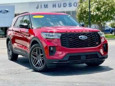 2025 Ford Explorer — side profile view