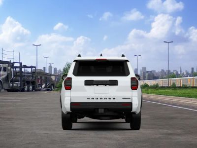 2026 Toyota 4Runner i-FORCE MAX - Photo 10