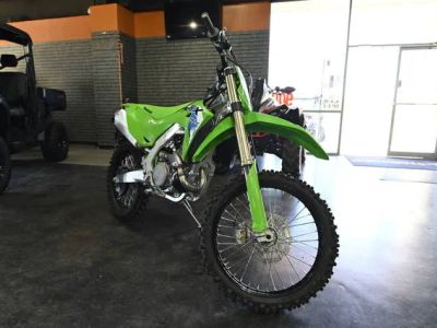 2026 Kawasaki KX™450X — front three-quarter view