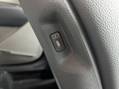 2026 Kia Sportage — photo 17 view