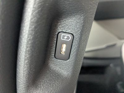 2026 Kia Sportage — photo 16 view