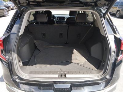 2024 GMC Terrain — photo 11 view