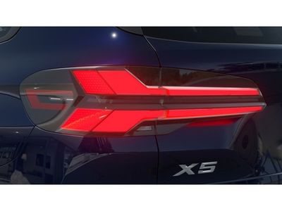 2026 BMW X5 xDrive40i — photo 8 view