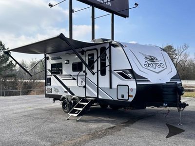 2025 Jayco Jay Feather — photo 7 view