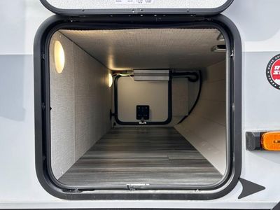 2025 Jayco Jay Feather — photo 19 view