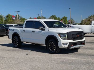 2021 Nissan Titan — photo 7 view