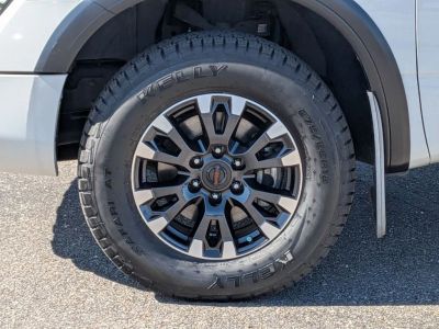 2021 Nissan Titan — photo 9 view