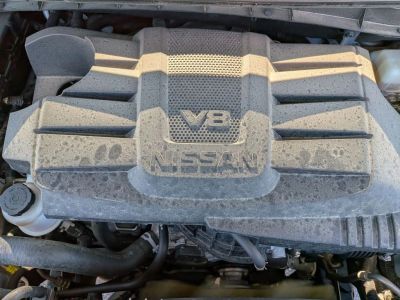2021 Nissan Titan — photo 10 view