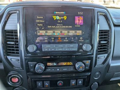 2021 Nissan Titan — photo 23 view
