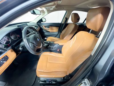 2015 BMW 3 Series - Photo 12