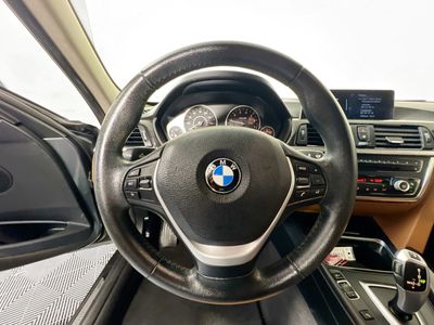 2015 BMW 3 Series - Photo 15