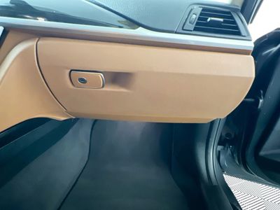 2015 BMW 3 Series - Photo 31