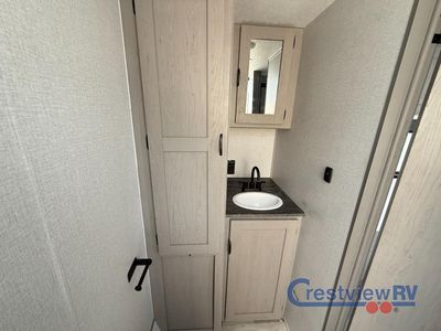 2024 Coachmen RV Clipper — photo 13 view