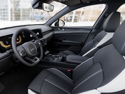 2026 Kia K5 — photo 17 view