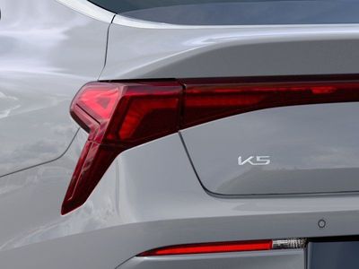 2026 Kia K5 — photo 11 view