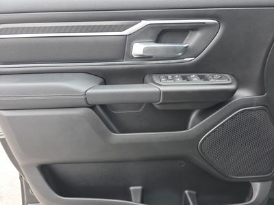 2026 Ram 1500 — photo 14 view