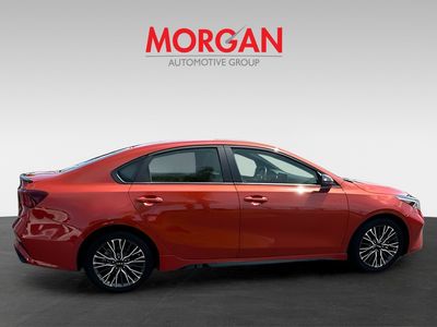 2024 Kia Forte — photo 8 view