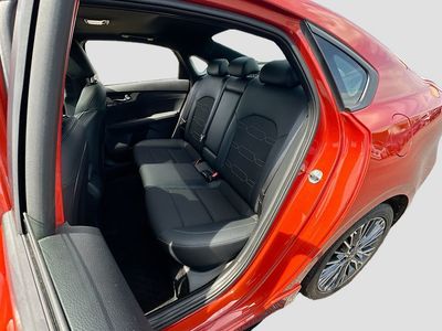 2024 Kia Forte — photo 25 view