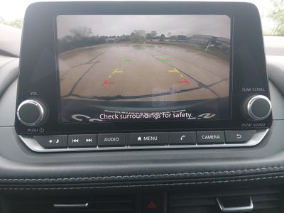 2023 Nissan Rogue — photo 16 view
