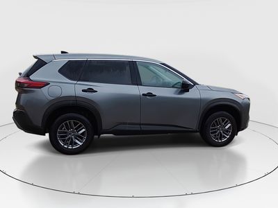 2023 Nissan Rogue — photo 8 view